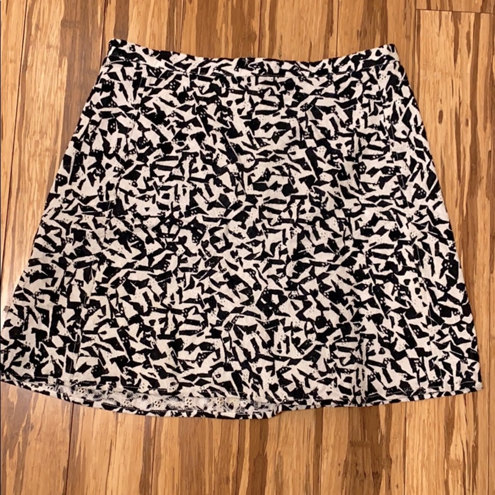 Theory navy and white eyelet pritned skirt